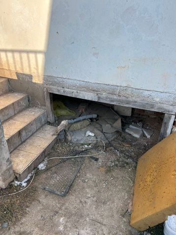 Čištění studny s komplikovaným přístupem.