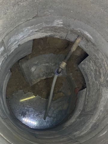 Vypadlé skruže ve studni